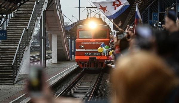 Туристов в Крыму просят прибывать на станции отправления поездов по расписанию